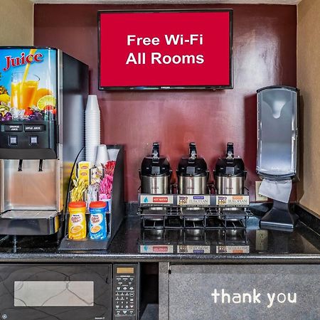 Red Roof Inn Columbus - Taylorsville מראה חיצוני תמונה