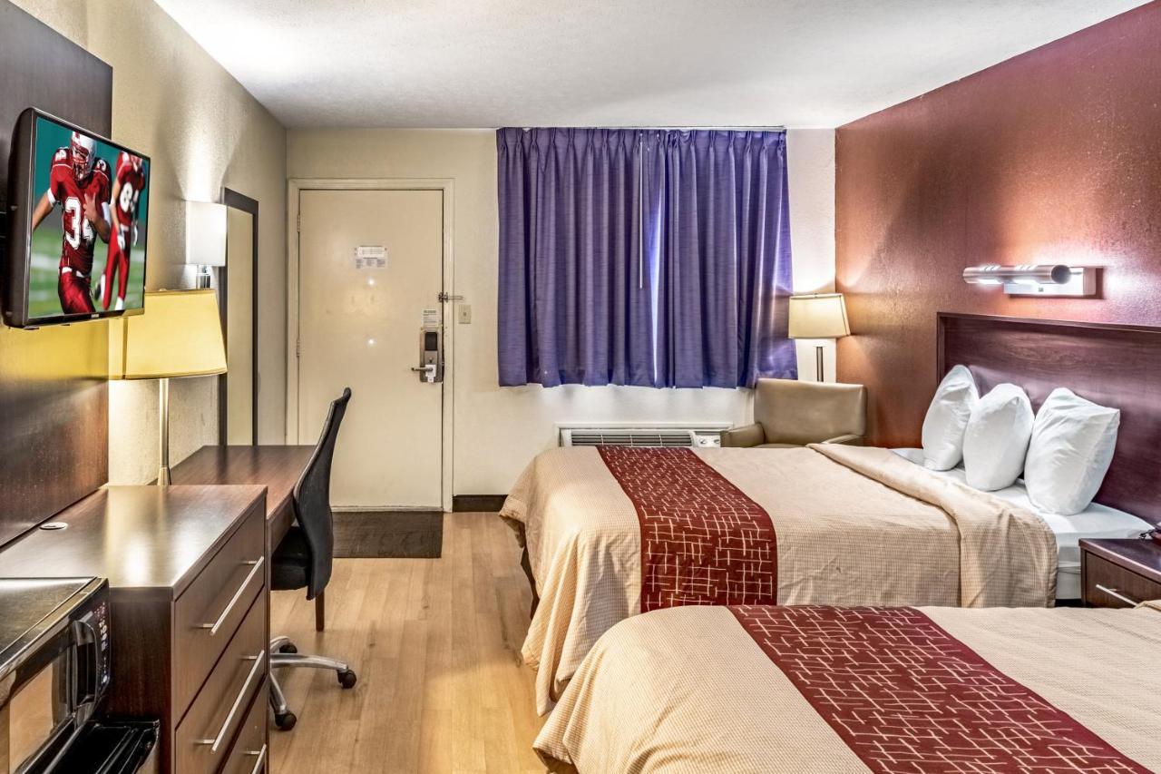 Red Roof Inn Columbus - Taylorsville מראה חיצוני תמונה