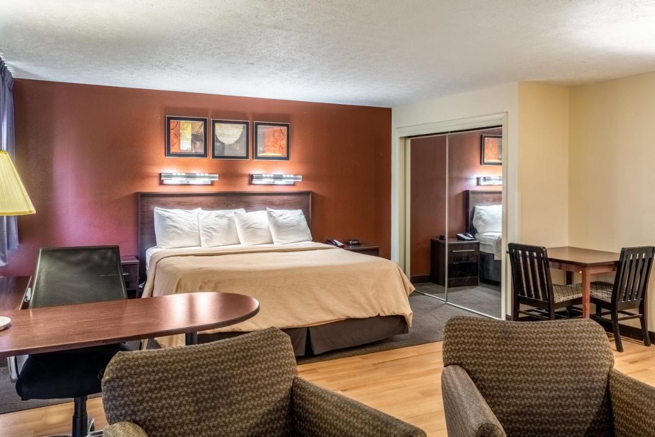 Red Roof Inn Columbus - Taylorsville מראה חיצוני תמונה