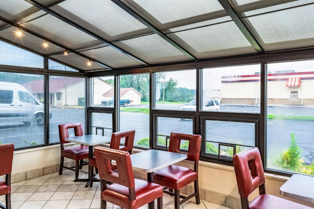 Red Roof Inn Columbus - Taylorsville מראה חיצוני תמונה